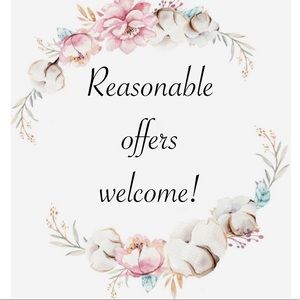 Reasonable offers are welcome! ❤️💋